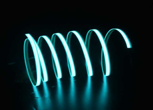 UVLED冷光源是薄膜业的应用